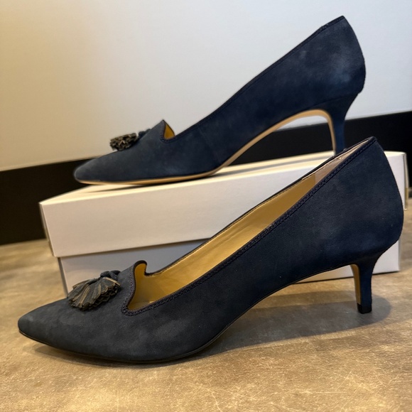 Ann Taylor Navy Suede Kitten Heel NWT - Picture 6 of 6